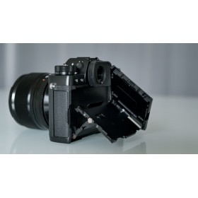 FUJIFILM X-T2 Mirrorless Digital Camera ( Black / Graphite Silver )